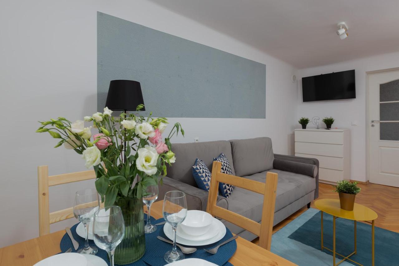 Stars Apartaments City Center By Noclegi Renters Varsavia Esterno foto