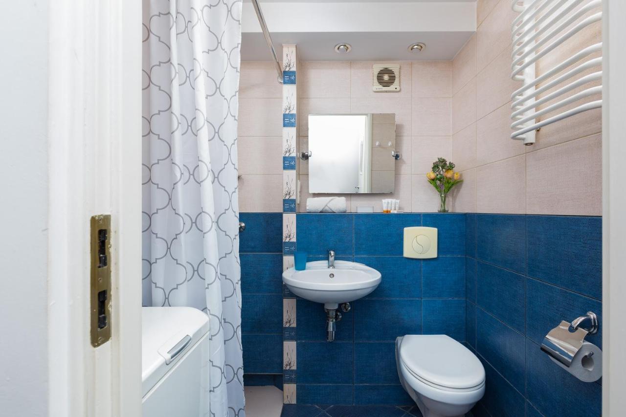 Stars Apartaments City Center By Noclegi Renters Varsavia Esterno foto