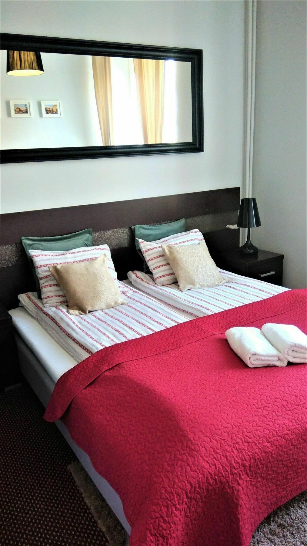 Stars Apartaments City Center By Noclegi Renters Varsavia Esterno foto